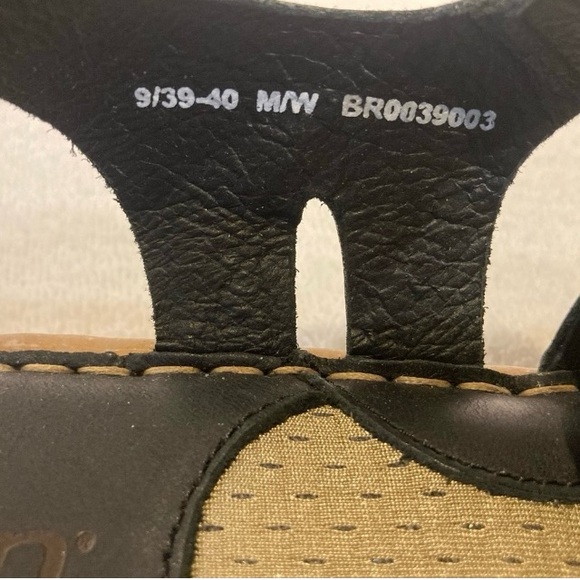 NWOT Born Black Tilia Sandals Size 9 - Picture 2 of 5